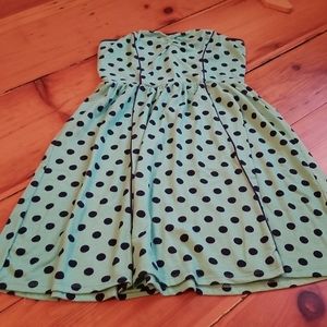 Junior's dress